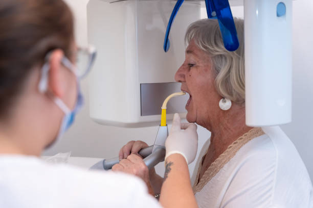 Best Cracked Tooth Emergency Dentist  in La Grange, IL